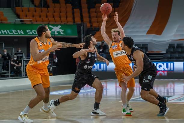 和攻坚战中 和攻坚战中