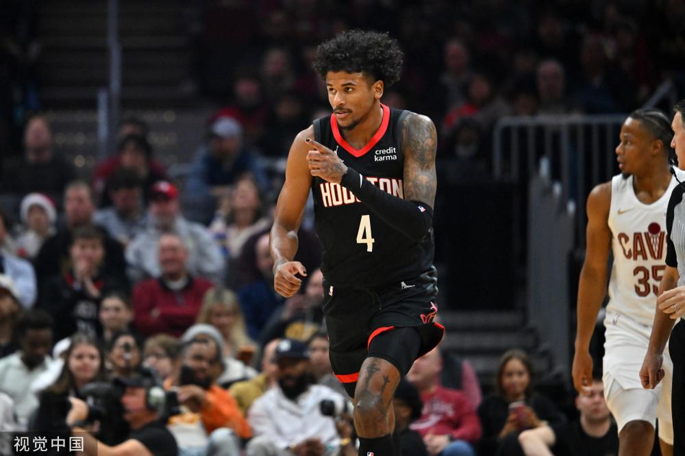 与更强硬的 与更强硬的