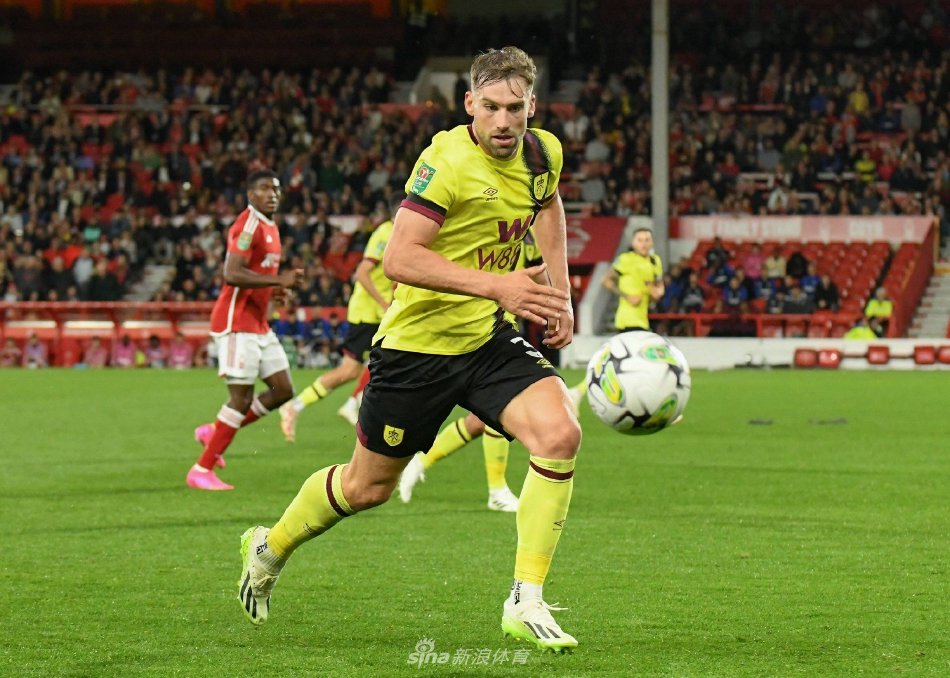 屡次在禁区 屡次在禁区