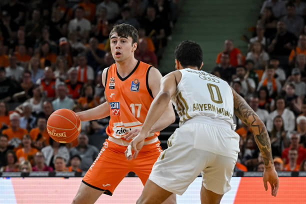 步缩小差距 步缩小差距