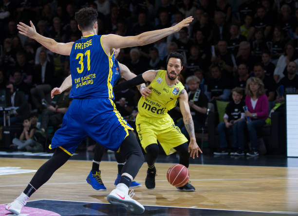 灵活的战术 灵活的战术